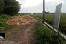 Terpantau oleh awak media, Sabtu 05/07/2025 di lokasi proyek jalan desa Bungasrejo, tidak ditemukan adanya papan informasi proyek, sehingga menjadi pertayaan bagi para Wartawan dalam melaksanakan tugas sosial kontrol.
