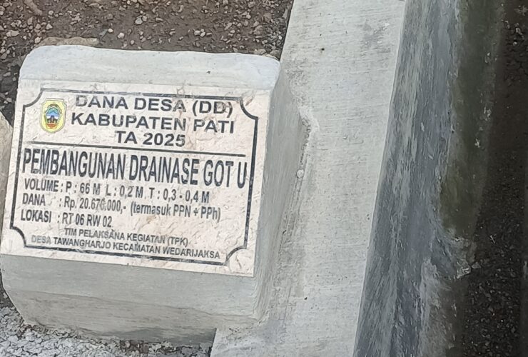 Warga Genengmulyo, WG menpertanyakan tentang pembangunan jembatan di Desanya mengunakan 2 anggaran yaitu  dana dan ditambah dengan anggaran PKT yang bersumber dari Dana Desa 2025. ‎" Seperti Pembangunan jembatan yang bersumber